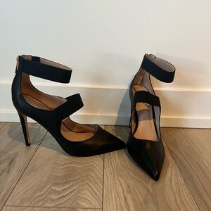 Rachel Zoe Black Pointed‑Toe Heels with Strap – Size 8.5